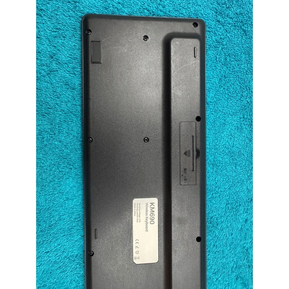 KM690‎ Wireless Keyboard and New Dell Wired Mouse Combo Full Size Black Slim